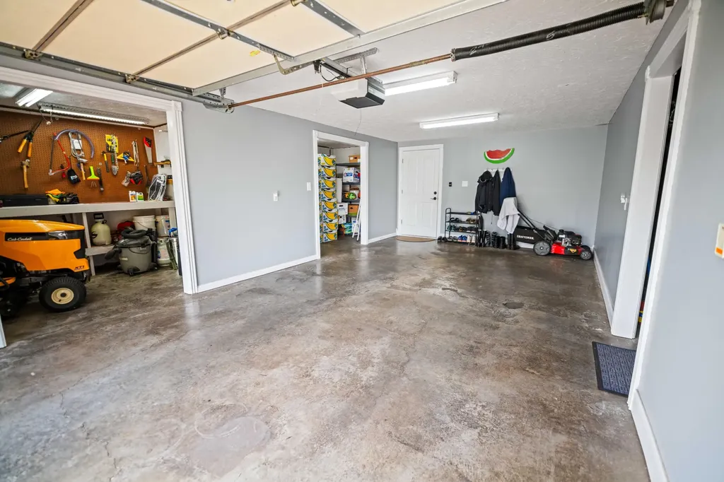 55 Summit Pointe Drive Somerset KY 42503