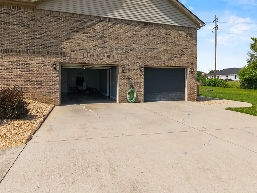 55 Summit Pointe Drive Somerset KY 42503