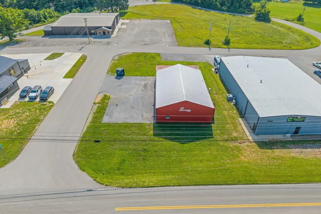 2304 Dawson Springs Road Hopkinsville KY 42240