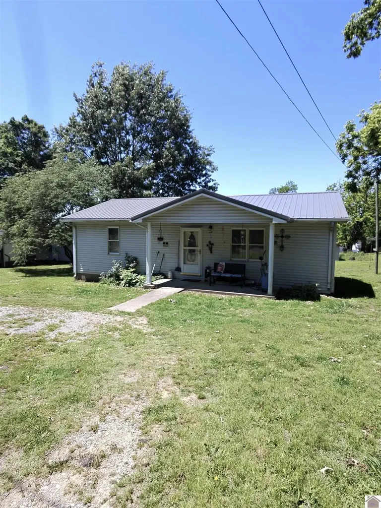 110 Mounds Street Arlington KY 42021
