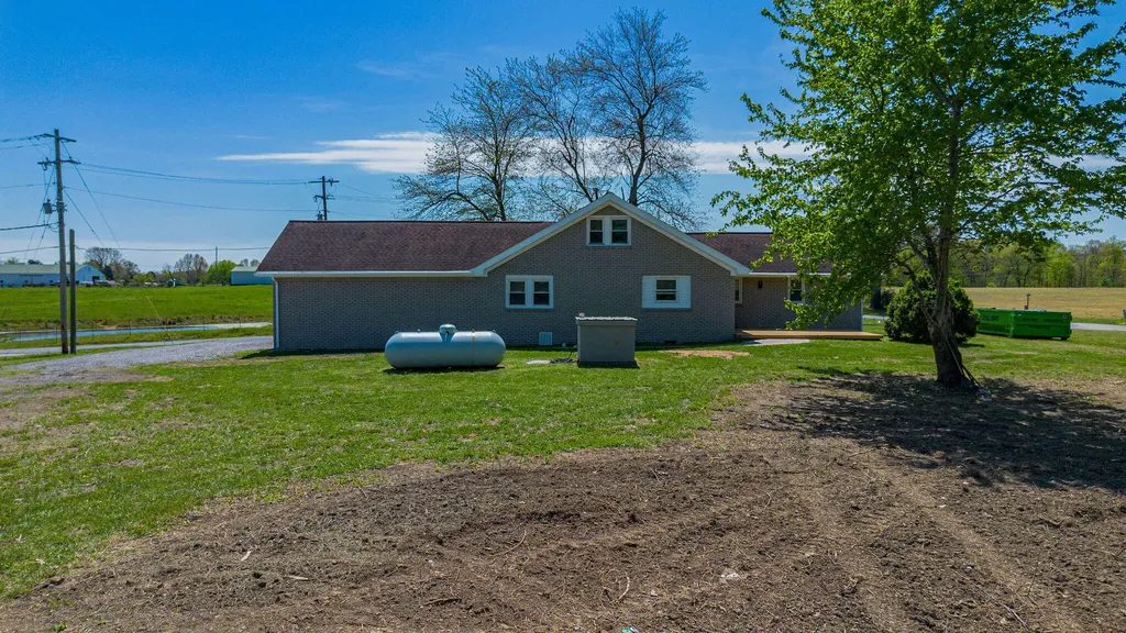 330 E M Hurley Road Calvert City KY 42029