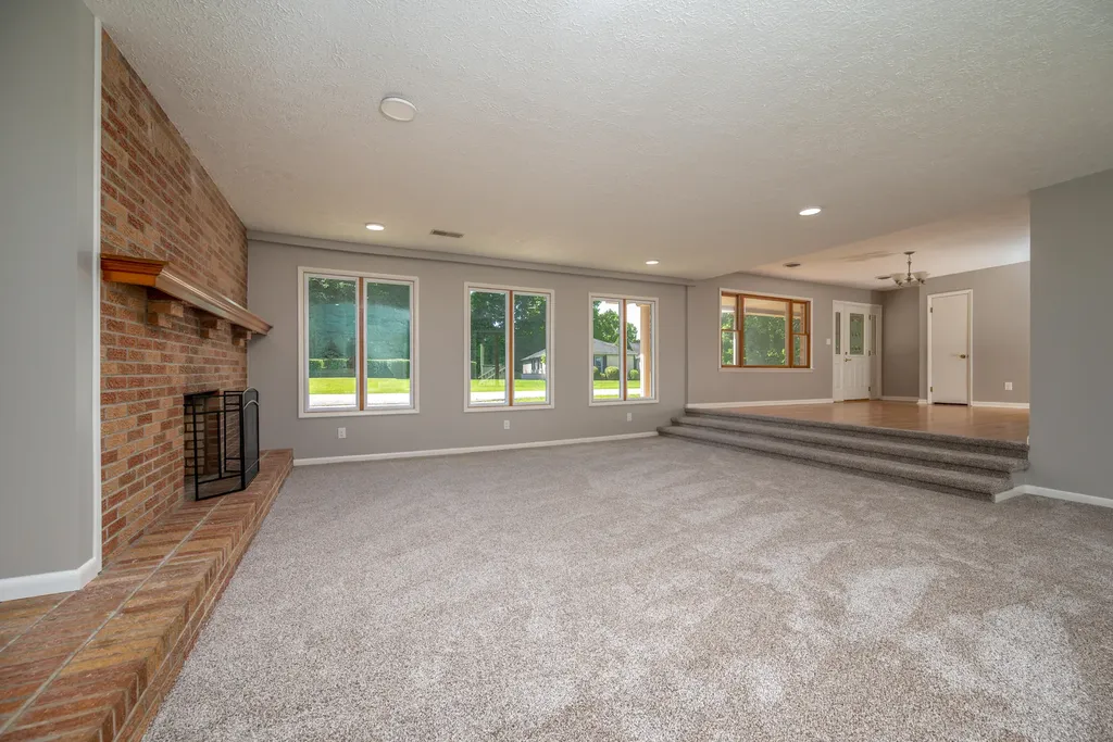 110 Keeton Avenue West Liberty KY 41472