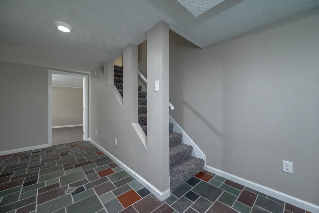 110 Keeton Avenue West Liberty KY 41472