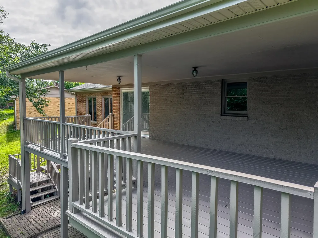 110 Keeton Avenue West Liberty KY 41472