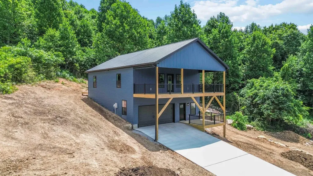 141 Limestone Street Mt Vernon KY 40456