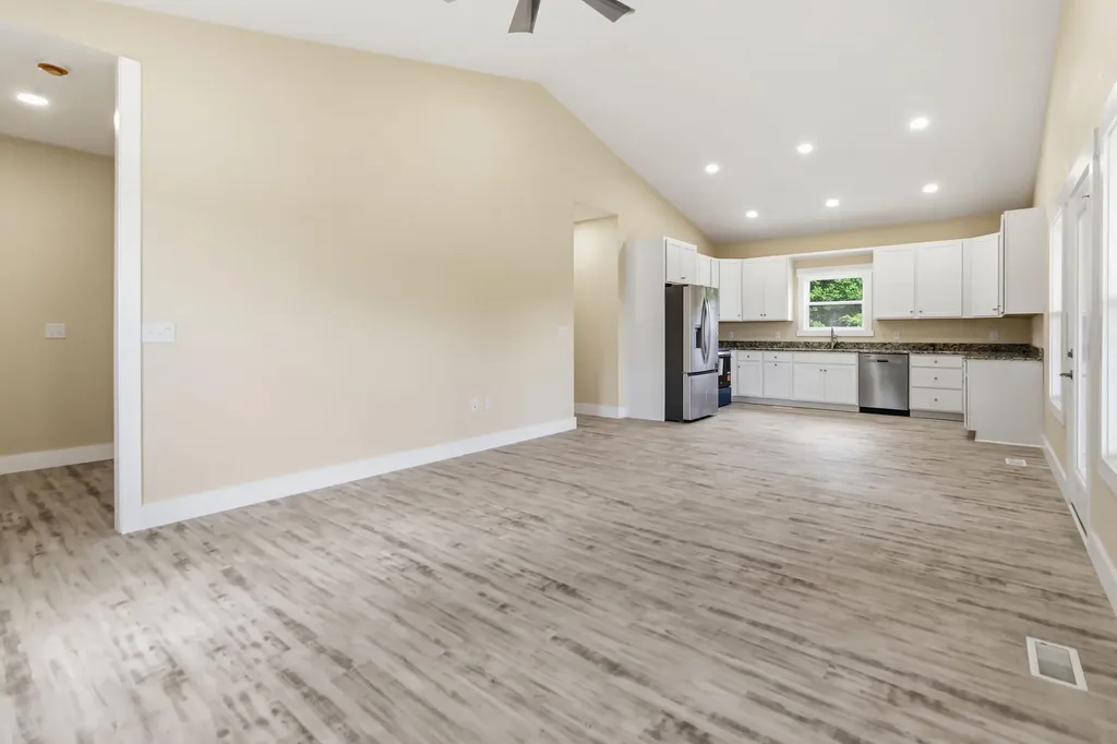 141 Limestone Street Mt Vernon KY 40456