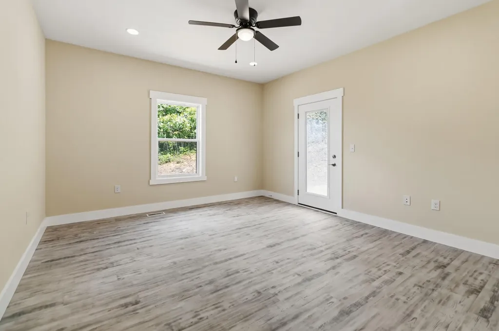 141 Limestone Street Mt Vernon KY 40456