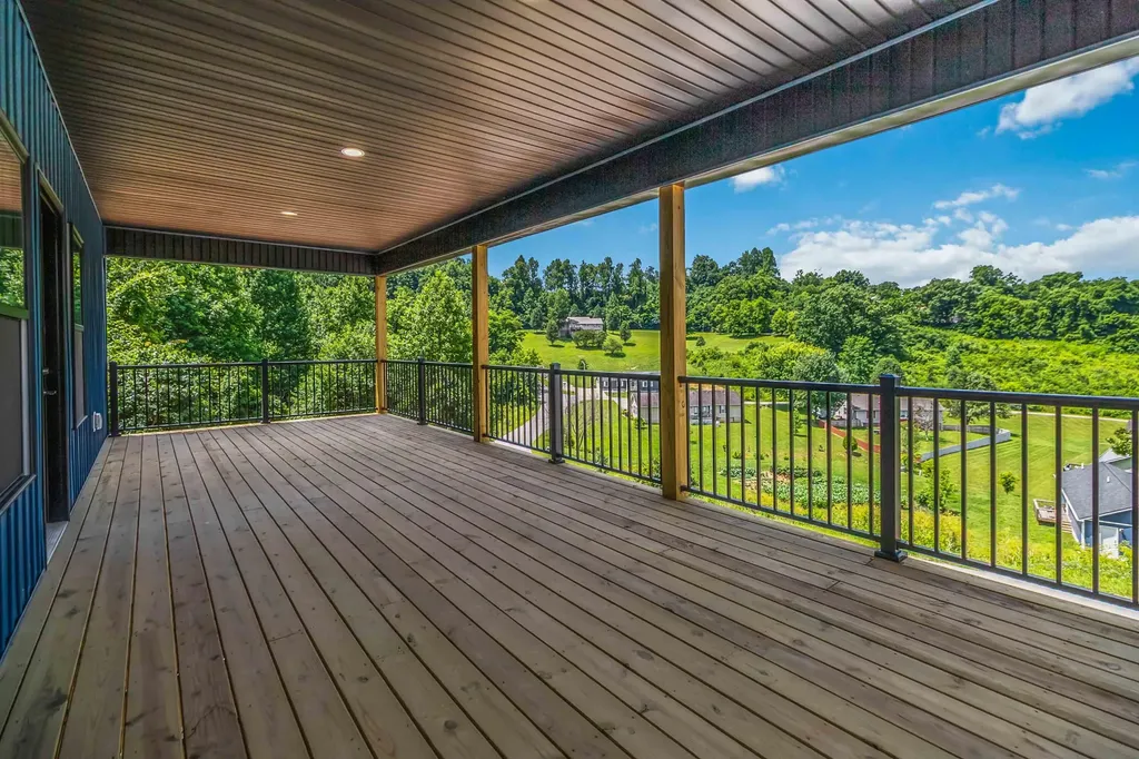 141 Limestone Street Mt Vernon KY 40456