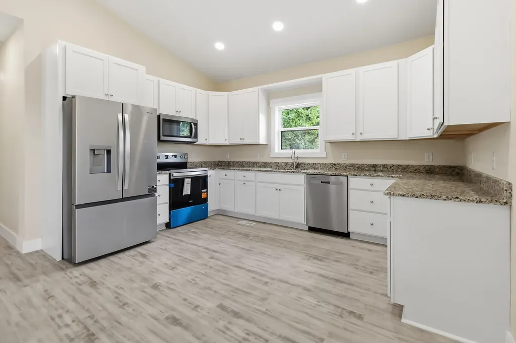 141 Limestone Street Mt Vernon KY 40456