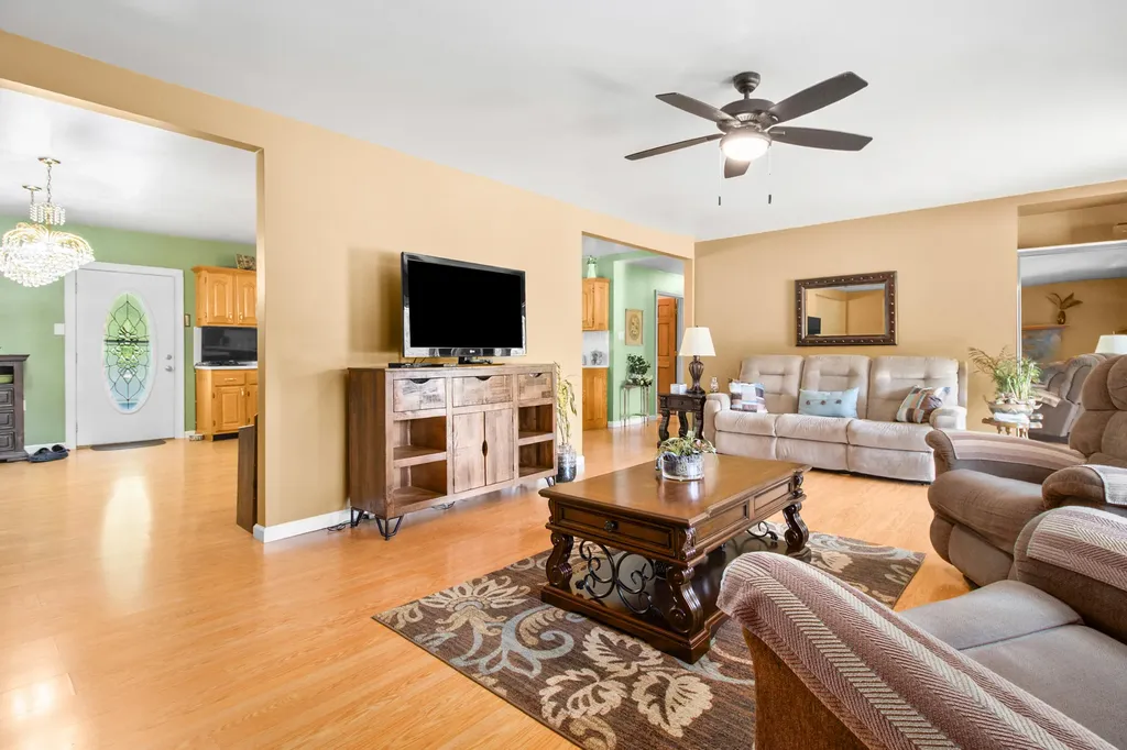 5318 Kentucky 1304 Hinkle KY 40953