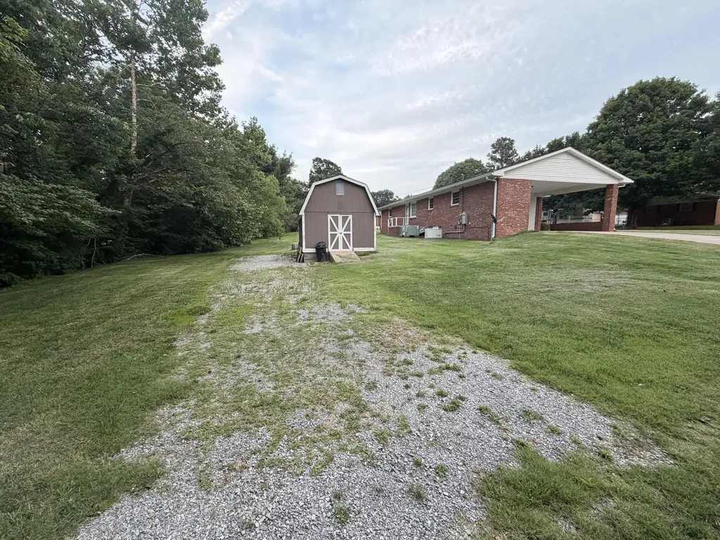 296 Barber Road Clinton KY 42031