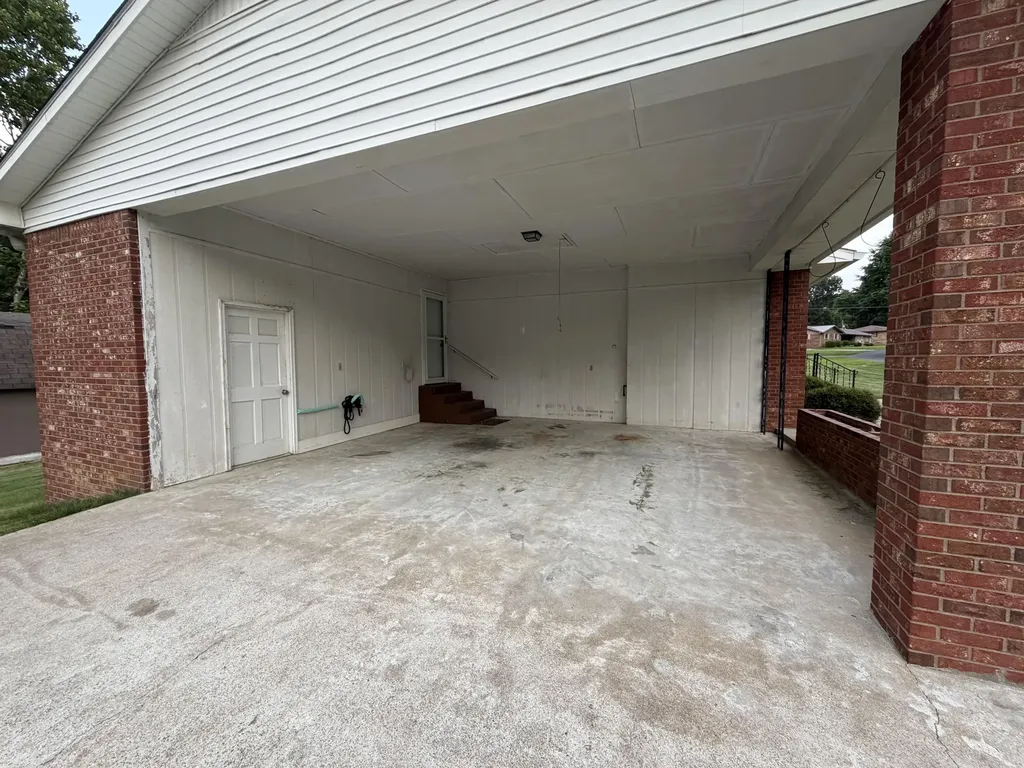 296 Barber Road Clinton KY 42031