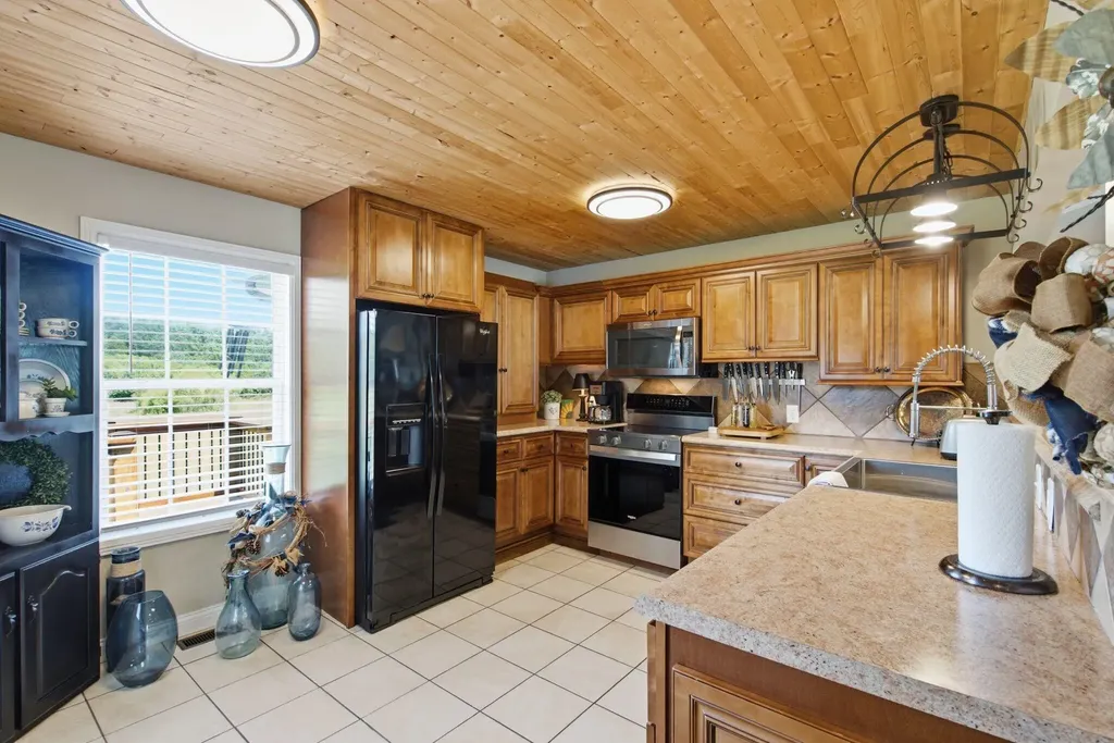 204 Beechwood Drive Berea KY 40403