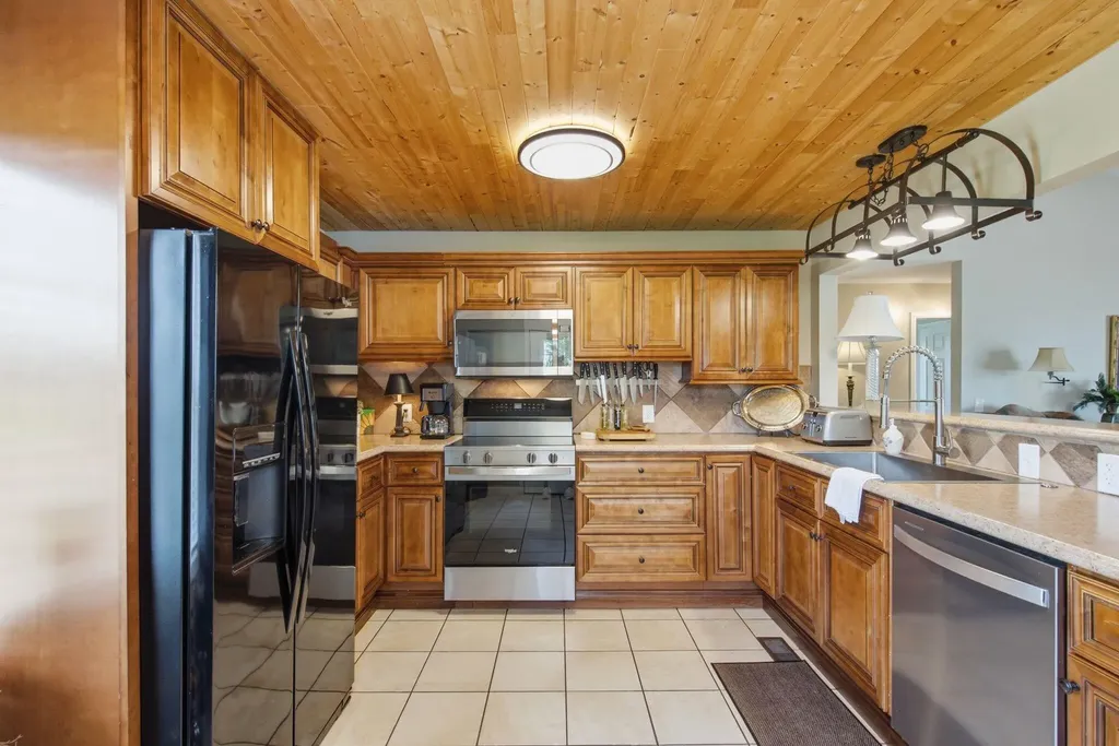 204 Beechwood Drive Berea KY 40403