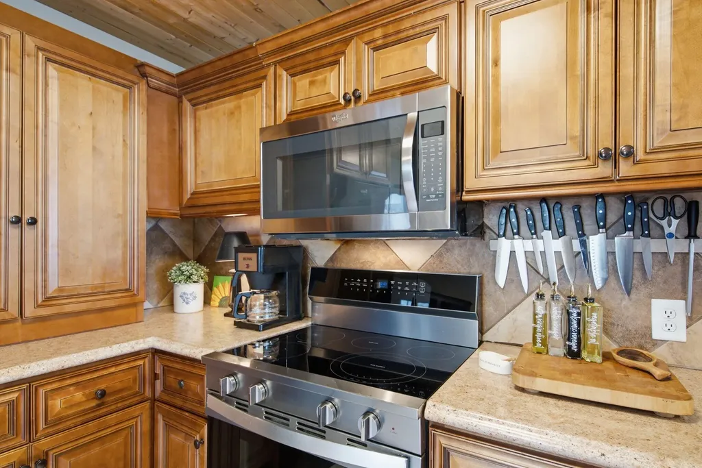 204 Beechwood Drive Berea KY 40403