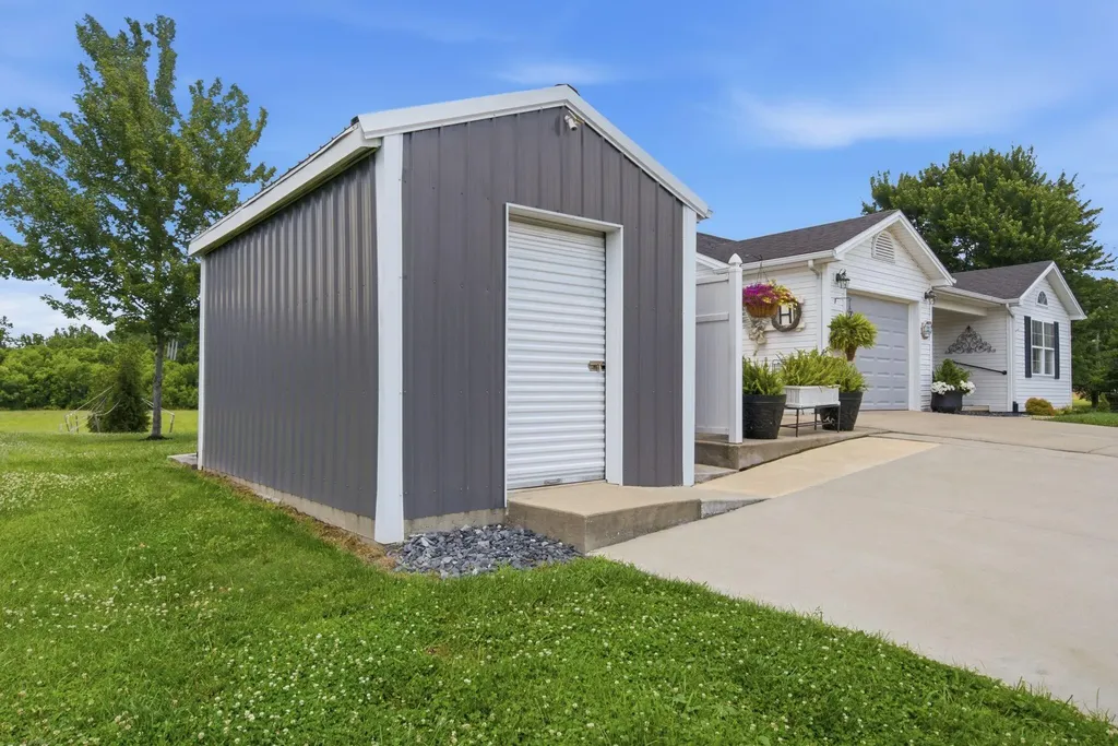 204 Beechwood Drive Berea KY 40403