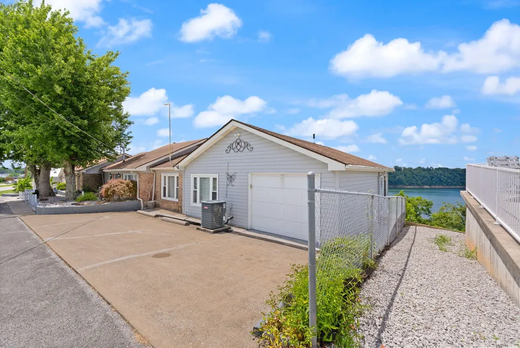 27 Waterworks Drive Somerset KY 42503
