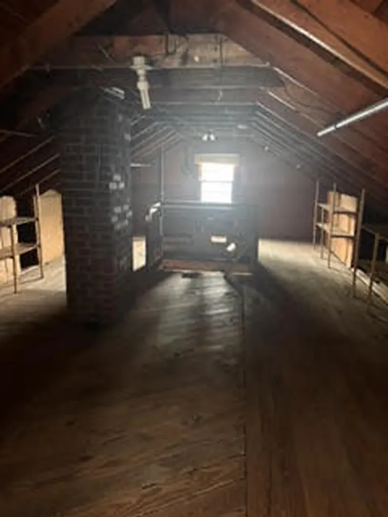 305 1/2 S 3rd Street Nicholasville KY 40356