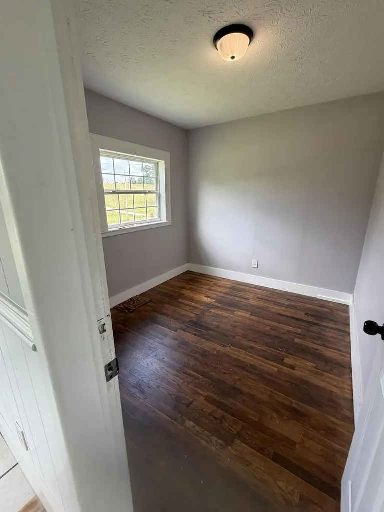 2718 Bee Creek Road Corbin KY 40701