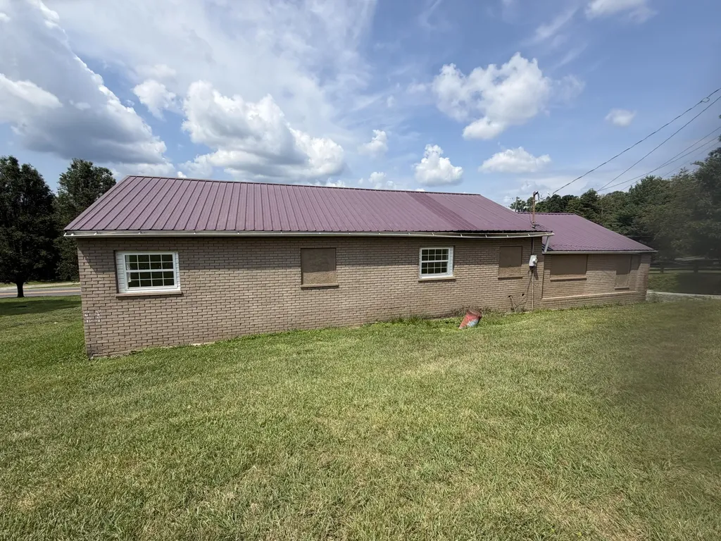 2718 Bee Creek Road Corbin KY 40701