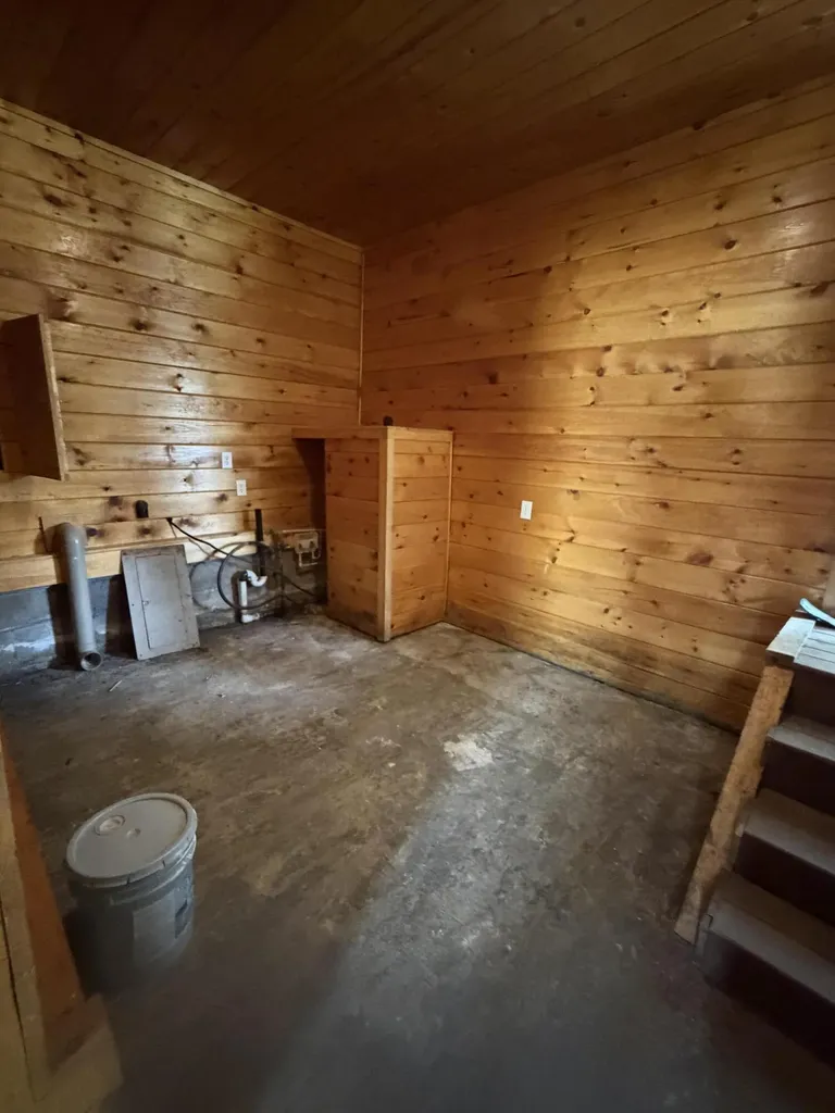 2718 Bee Creek Road Corbin KY 40701