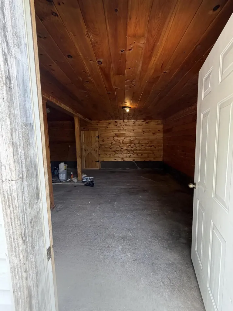 2718 Bee Creek Road Corbin KY 40701