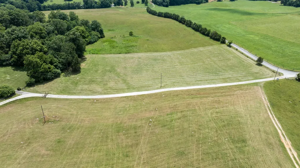 94 Maggie Way Somerset KY 42503