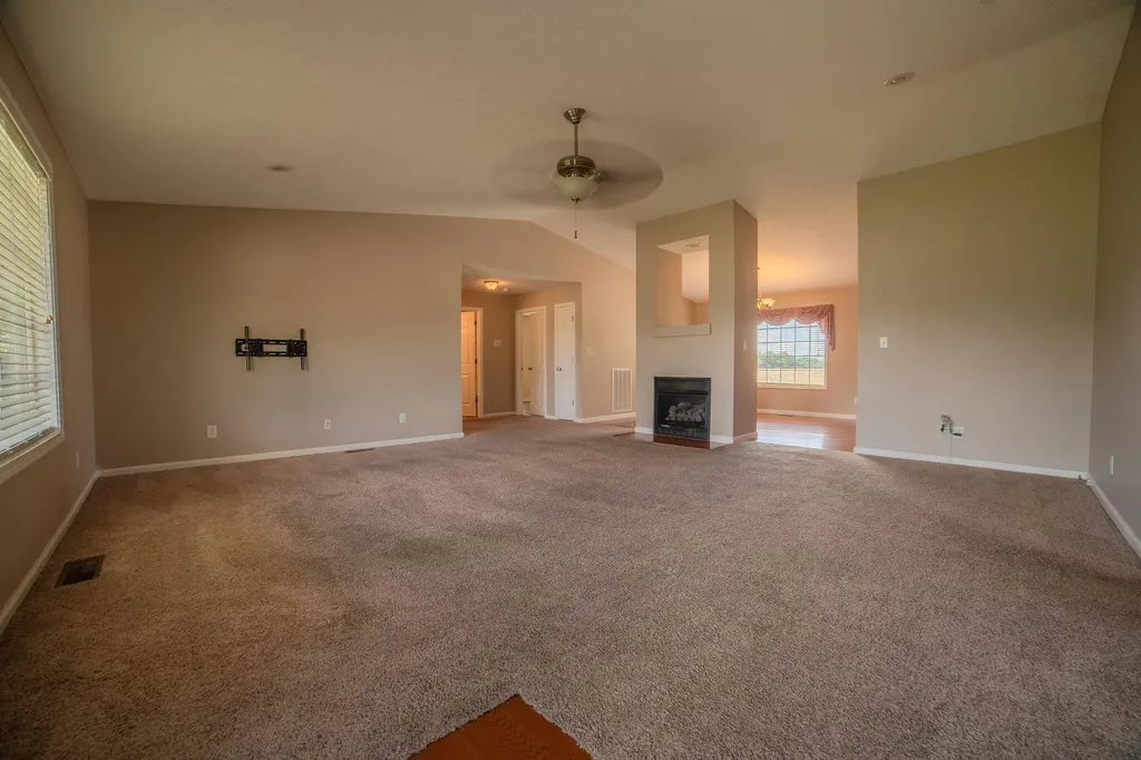 546 Smith's Lane Mayfield KY 42066
