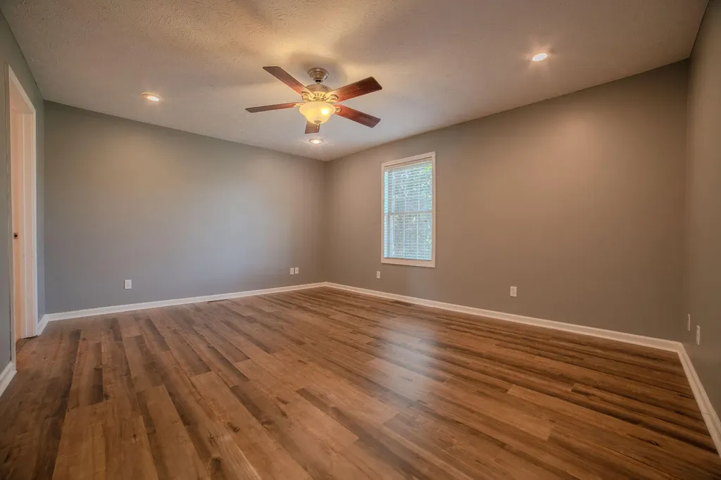 546 Smith's Lane Mayfield KY 42066