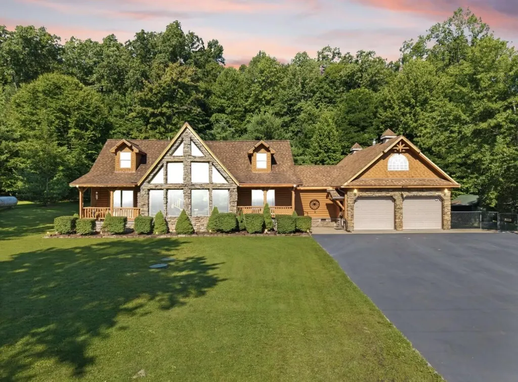 4655 4655 State Highway 1050 Jeffersonville KY 40337