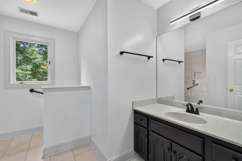 2417 Vale Drive Lexington KY 40514