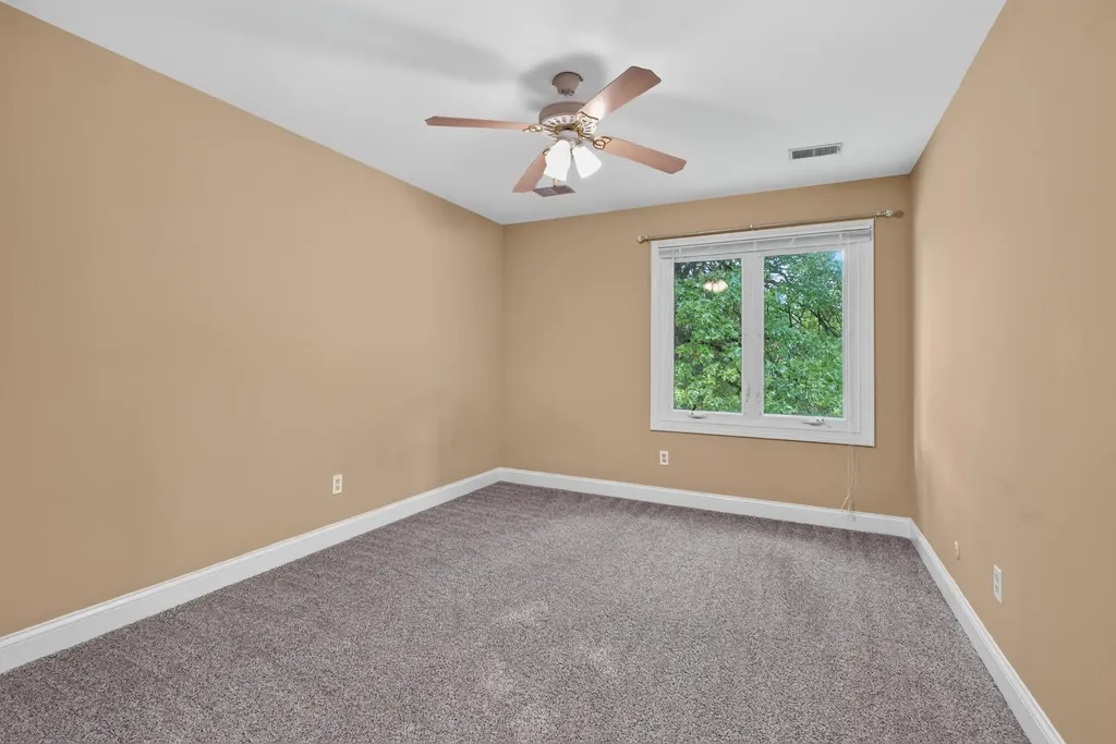 2417 Vale Drive Lexington KY 40514