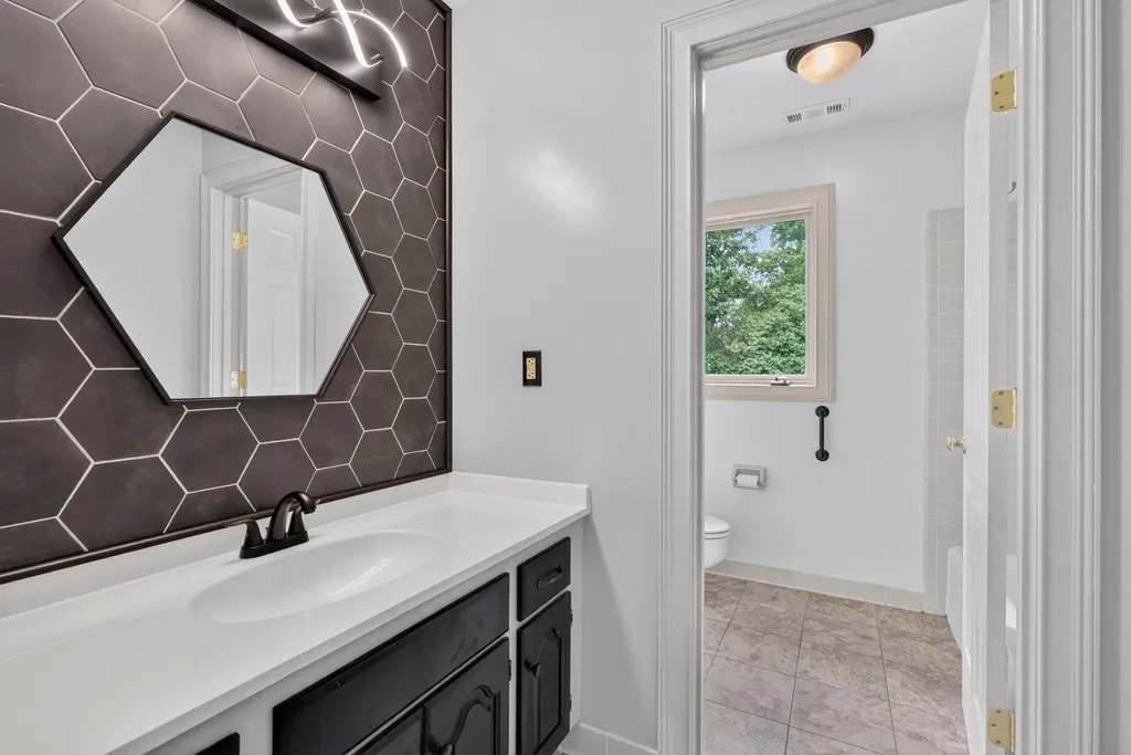 2417 Vale Drive Lexington KY 40514
