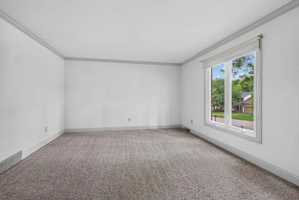 2417 Vale Drive Lexington KY 40514
