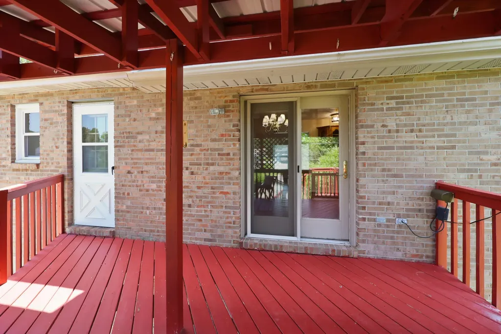 312 Castle Boulevard Paris KY 40361