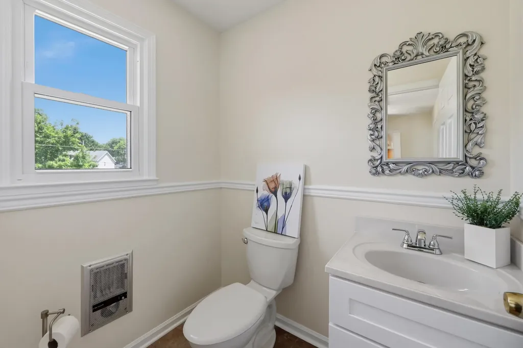 312 Castle Boulevard Paris KY 40361