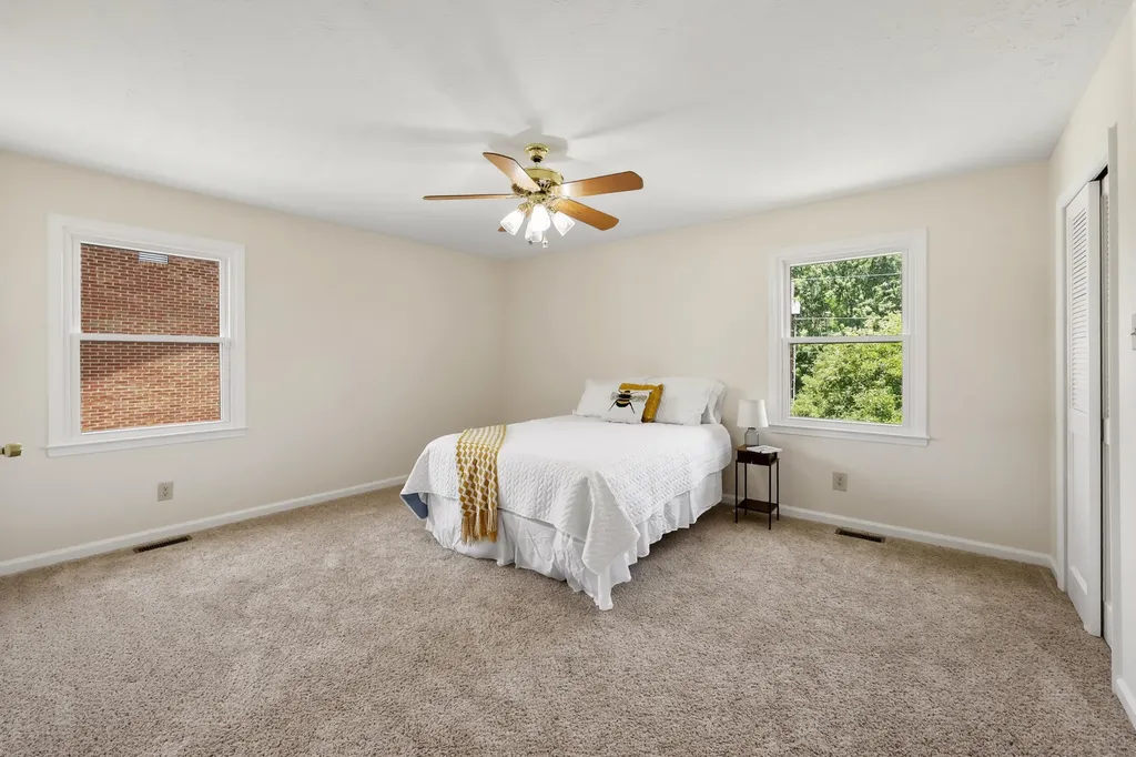 312 Castle Boulevard Paris KY 40361