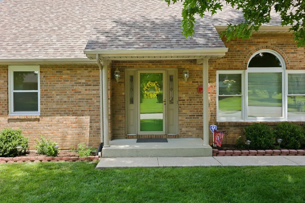 312 Castle Boulevard Paris KY 40361