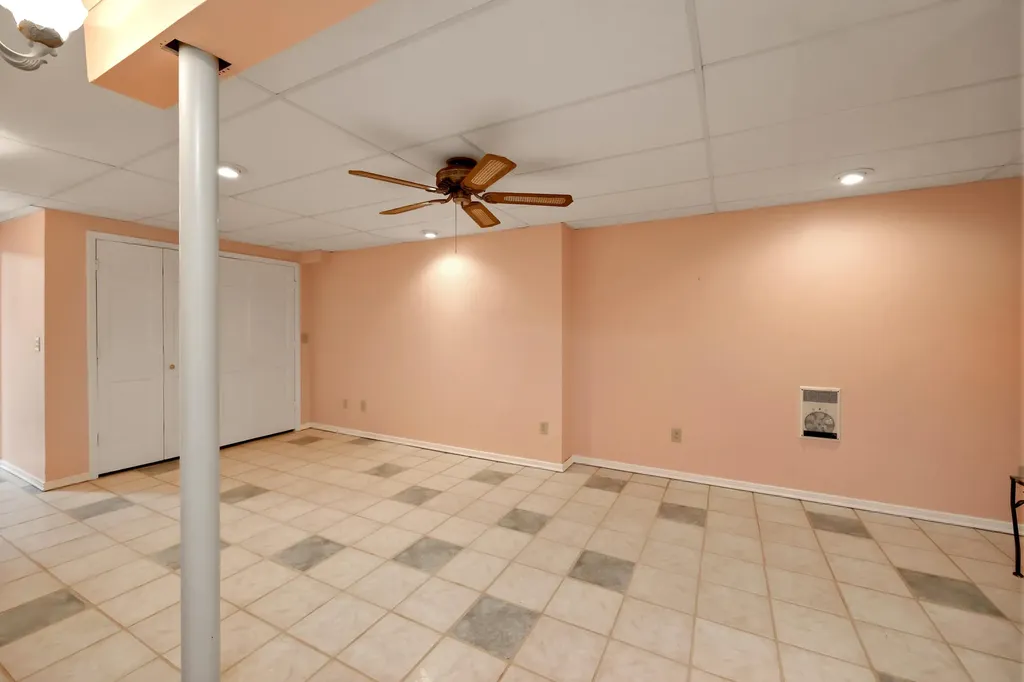 312 Castle Boulevard Paris KY 40361