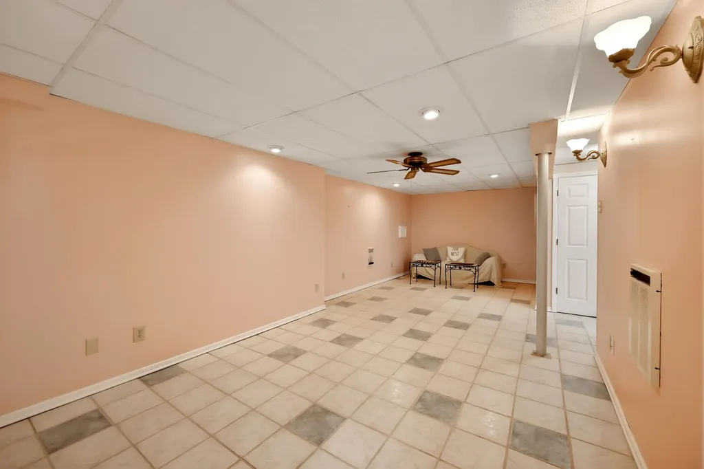 312 Castle Boulevard Paris KY 40361
