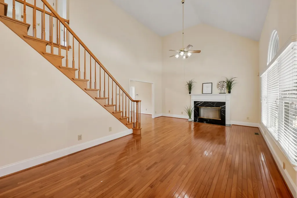 312 Castle Boulevard Paris KY 40361