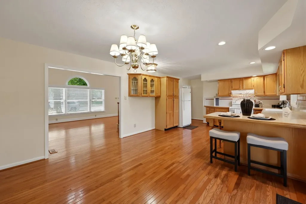 312 Castle Boulevard Paris KY 40361