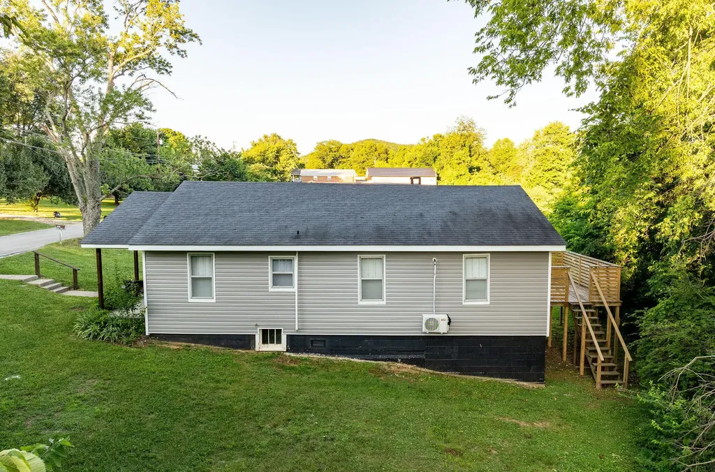 370 Green Acres Drive Monticello KY 42633