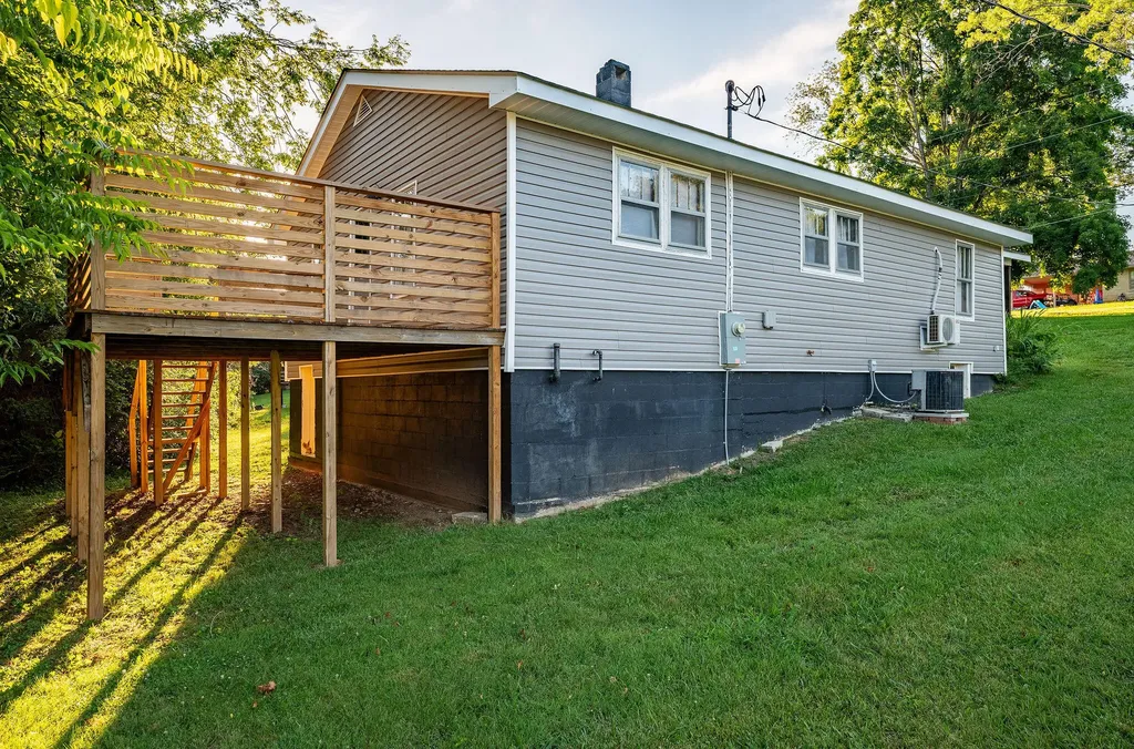 370 Green Acres Drive Monticello KY 42633