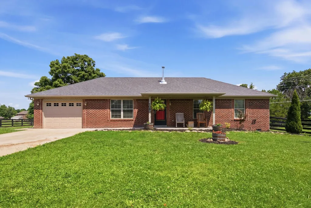 1080 Barker Lane Berea KY 40403
