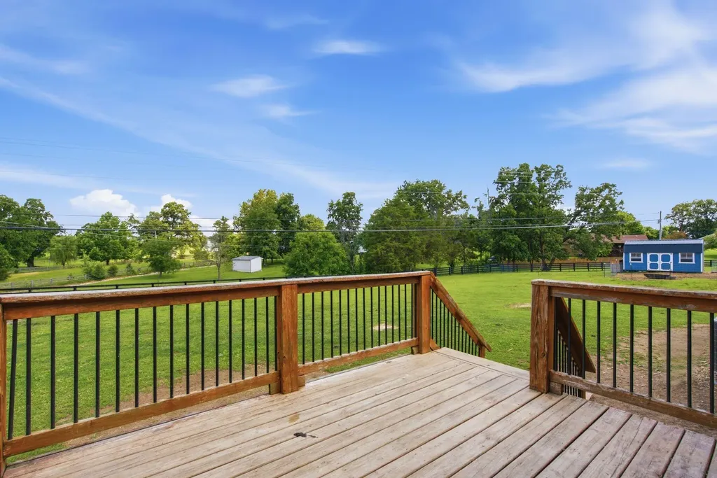 1080 Barker Lane Berea KY 40403