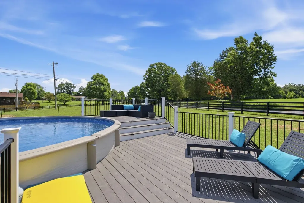 1080 Barker Lane Berea KY 40403
