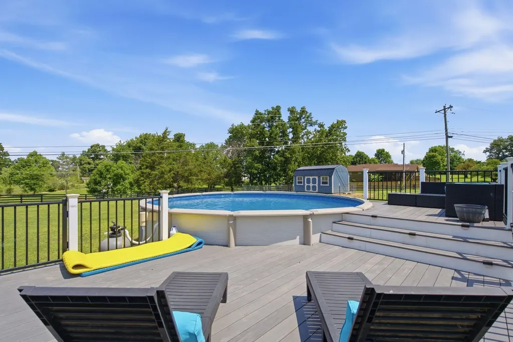 1080 Barker Lane Berea KY 40403