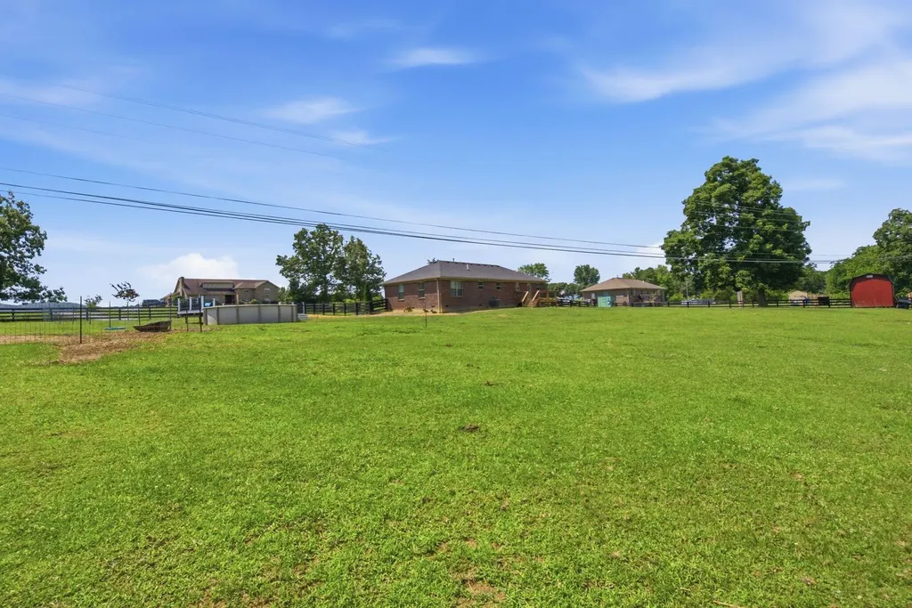 1080 Barker Lane Berea KY 40403