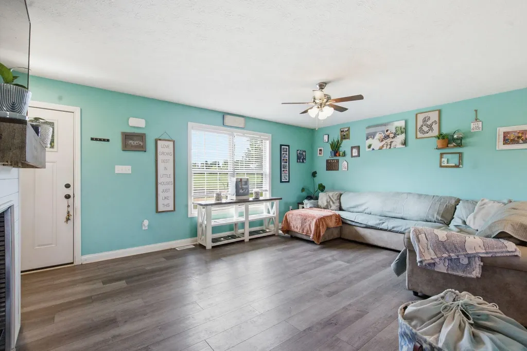 1080 Barker Lane Berea KY 40403